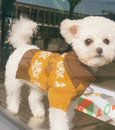 Pet Sweater Leaf Pattern